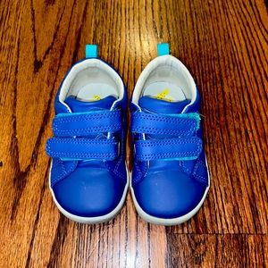 Ten Little Everyday Original sneakers.